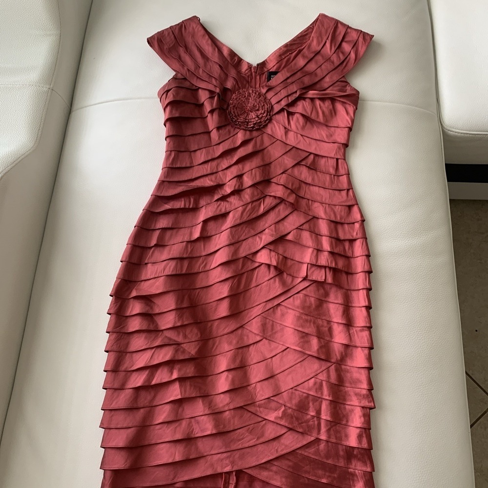 Adrianna Papell Artichoke Tiered Geranium Pink Taffeta Rosette Dress 6 $70 - Picture 2 of 6